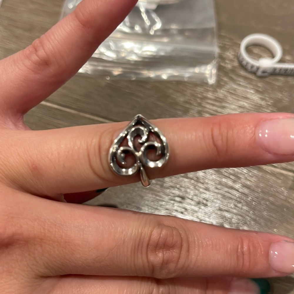 JAMES AVERY SCROLL SWIRL HEART RING SIZE 5